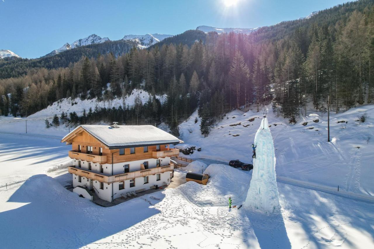 Nedererhof - Zimmer Edelweiss Mit Gemeinschaftskueche Schmirn Exterior photo